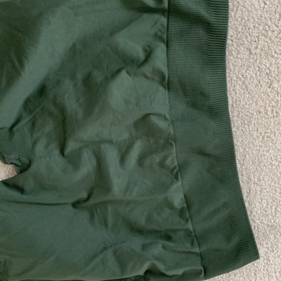 Fabletics workout leggings - Picture 3 of 3